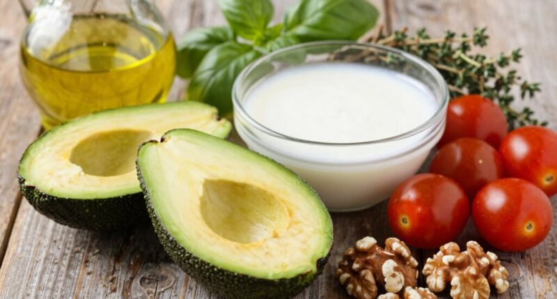 keto friendly sauce and soup ingredients
